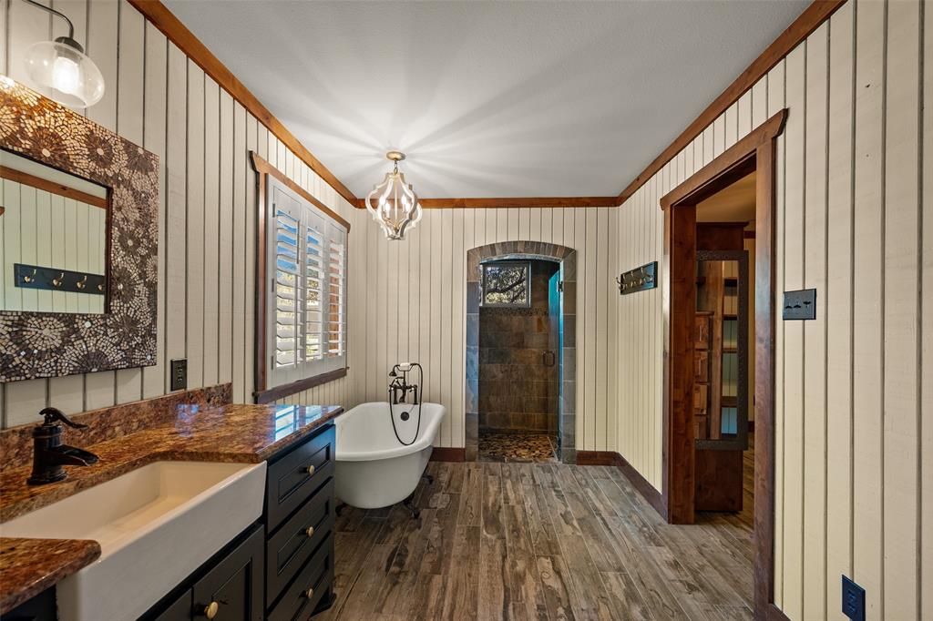 Paradise Ranch Estate - Residential