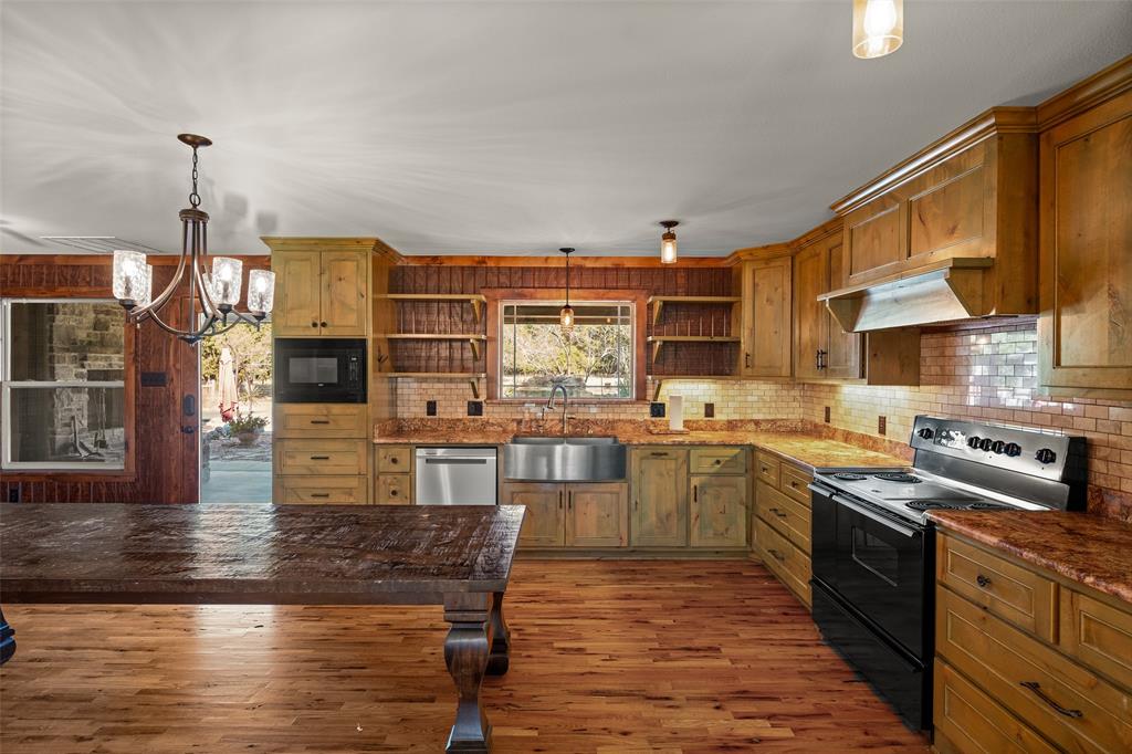 Paradise Ranch Estate - Residential