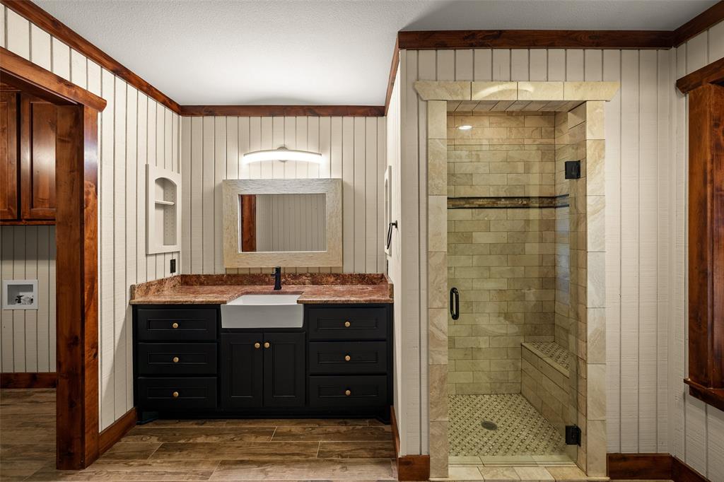 Paradise Ranch Estate - Residential