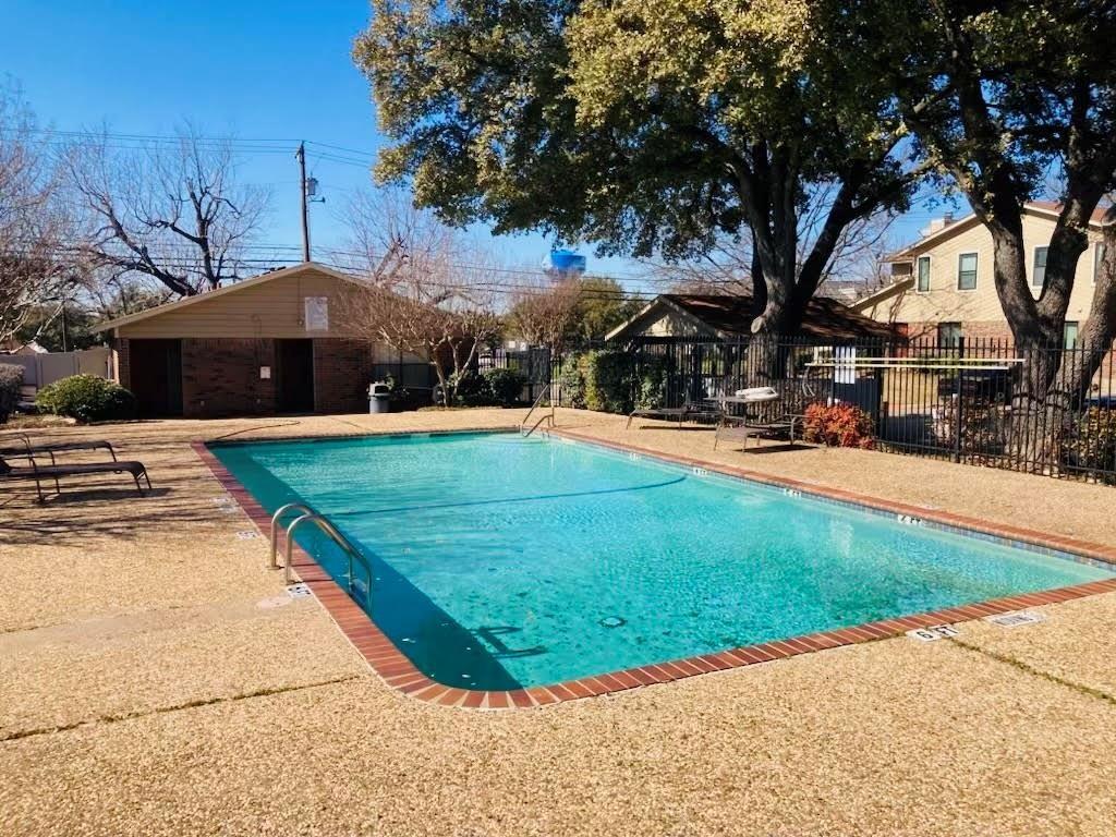 Ridgeline Townhome Condo - Residential