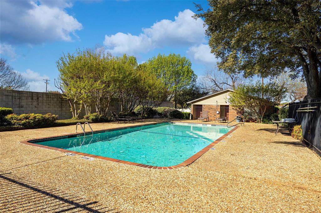 Ridgeline Townhome Condo - Residential