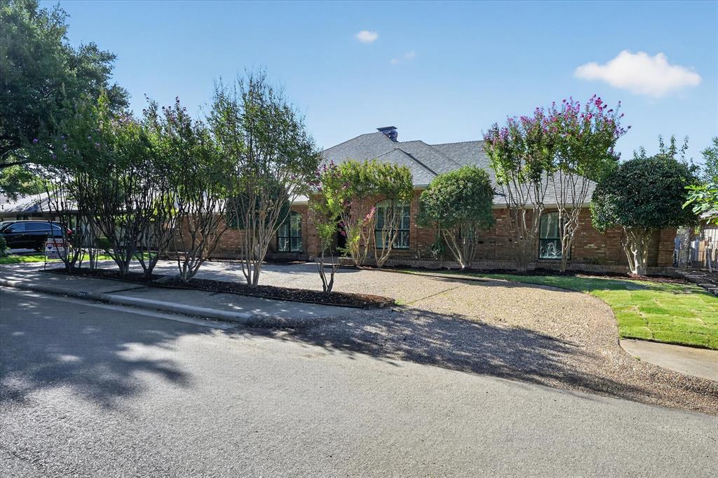 5810 Glen Heather Drive