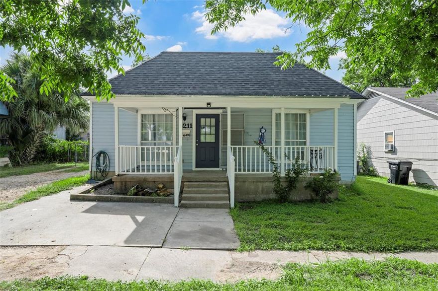 Welcome to 1211 S 17TH Street, a charming bungalow located in the heart of Temple, TX. This well-maintained home offers two bedrooms, one bathroom, and a light-filled living space with updated vinyl plank flooring and neutral finishes throughout. The kitchen features butcher block countertops, white cabinetry, and stainless steel appliances, offering a clean and functional layout. A standout feature of this property is the detached garage apartment, complete with its own kitchen, living area, and private entrance, ideal for income-producing potential, short-term stays, or workspace flexibility. The exterior includes a covered front porch, private driveway, and a spacious backyard. Conveniently located near downtown Temple with easy access to local shops, dining, and major roads, this unique property presents a great opportunity for both occupancy and investment.