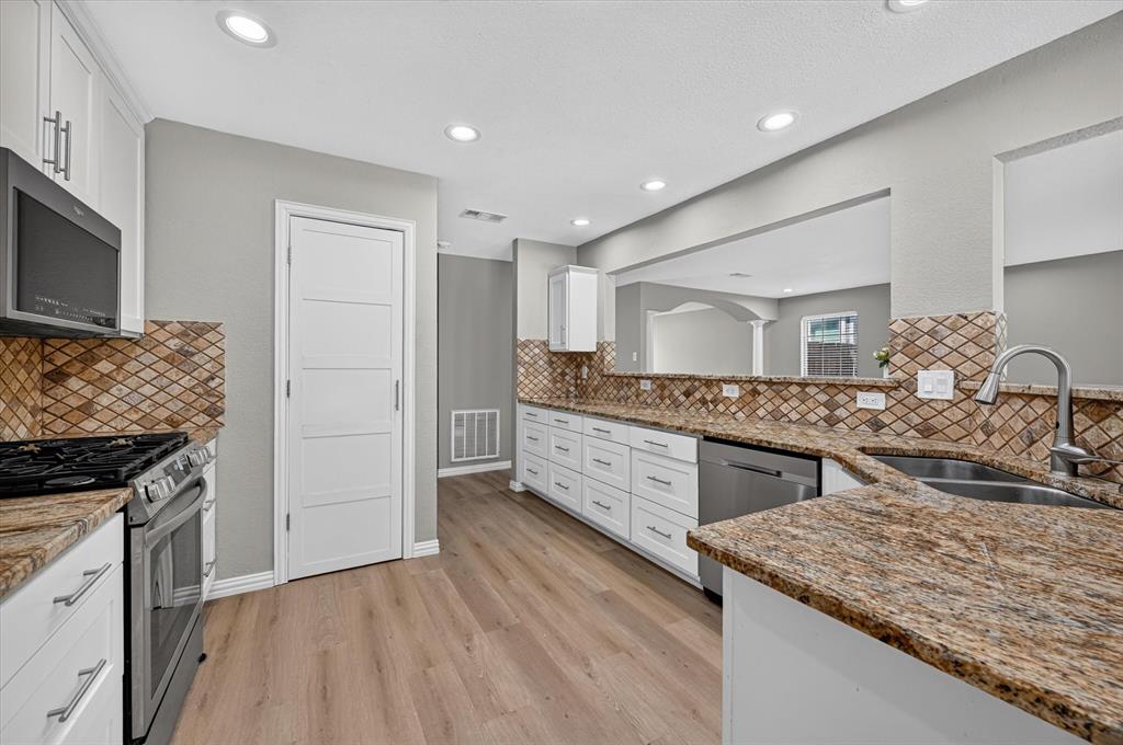 2704 Ridgemere Drive