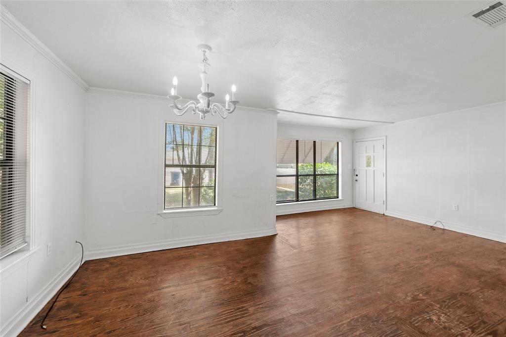 613 N Newsom