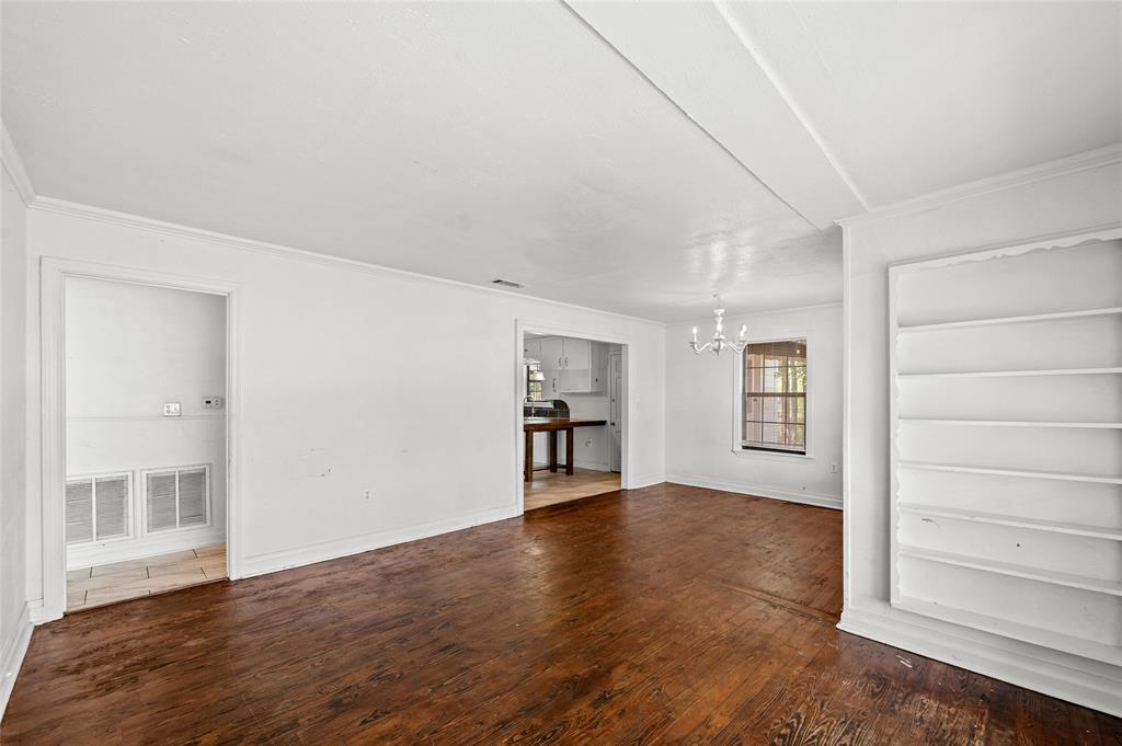 613 N Newsom