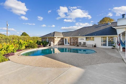 A home in Pecan Hill