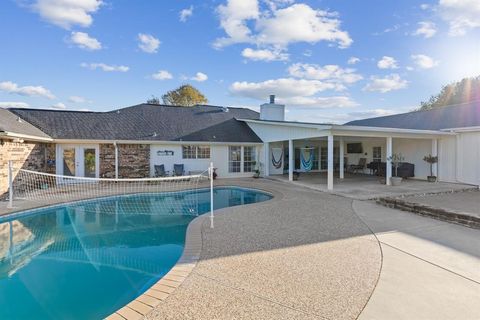 A home in Pecan Hill