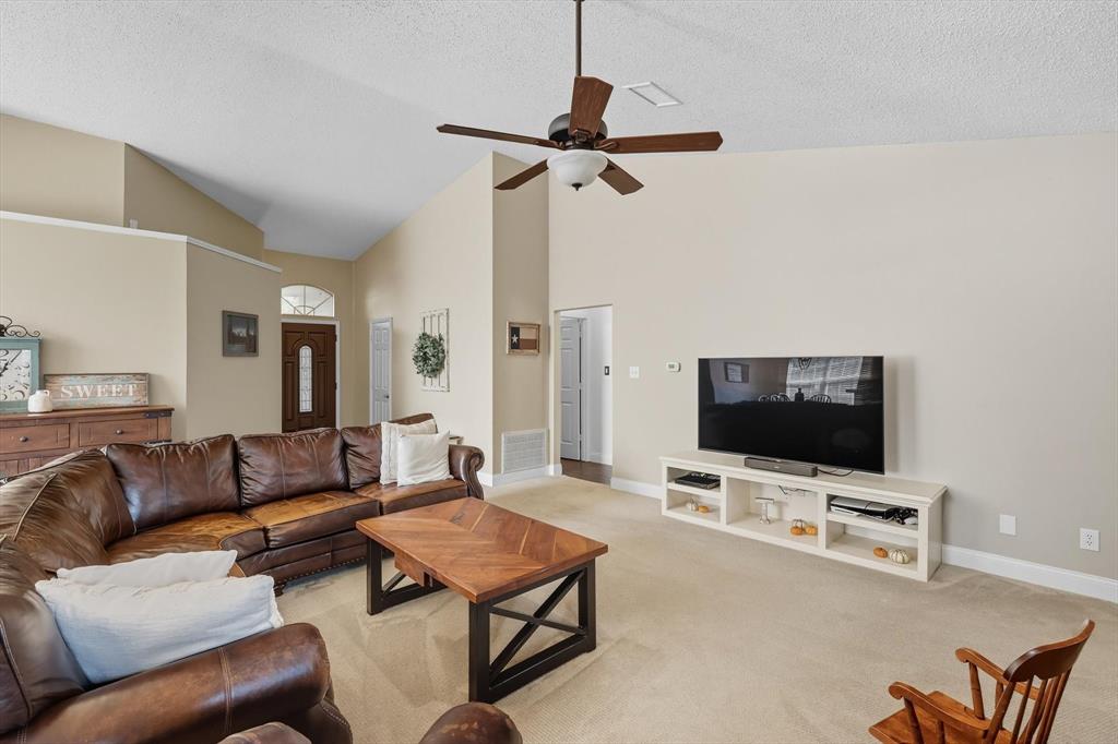 2073 Wedgewood Drive