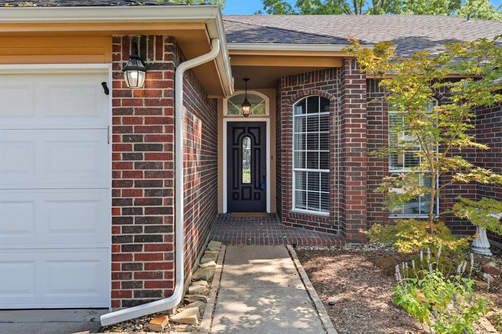 2073 Wedgewood Drive