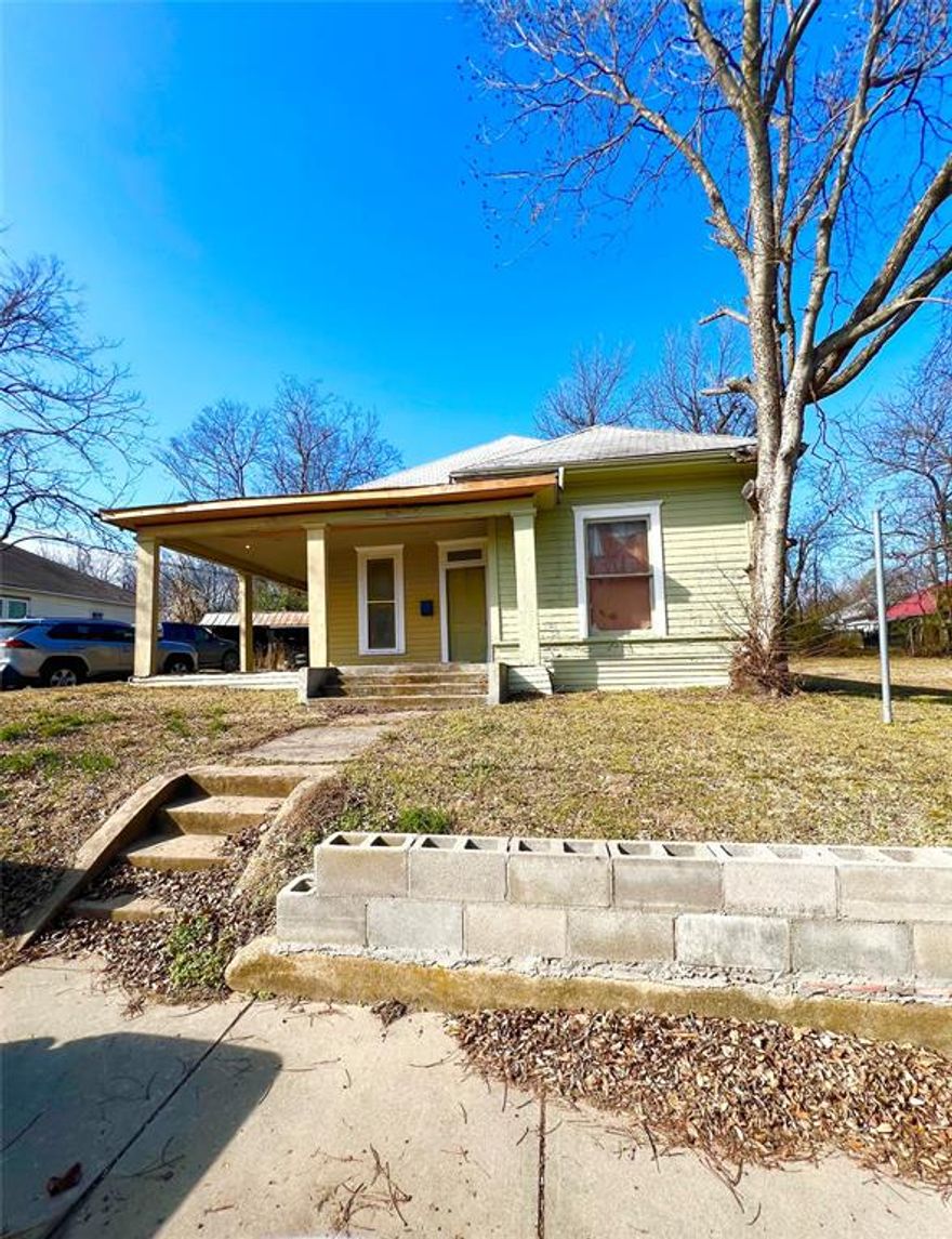 Investor special in Greenville, Texas, on an oversized lot with approximately 126 ft of frontage and 116 ft depth per tax records. 3-bedroom, 1-bath home in need of full rehabilitation. Excellent opportunity for fix and flip, rental, or redevelopment (buyer to verify zoning and use and lot size). Great potential for value-add investors.
NO SURVEY AVAILABLE

BUYERS AND THEIR AGENTS SHOULD VERIFY ALL INFORMATION, INCLUDING SCHOOLS, TAXES, ROOM SIZES, LOT SIZE, AND SQUARE FOOTAGE.