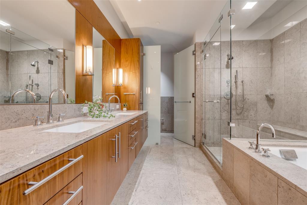 Museum Tower Condo - Residential