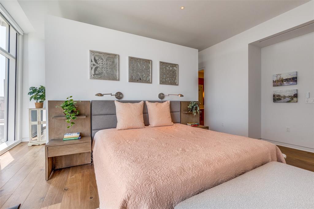 Museum Tower Condo - Residential