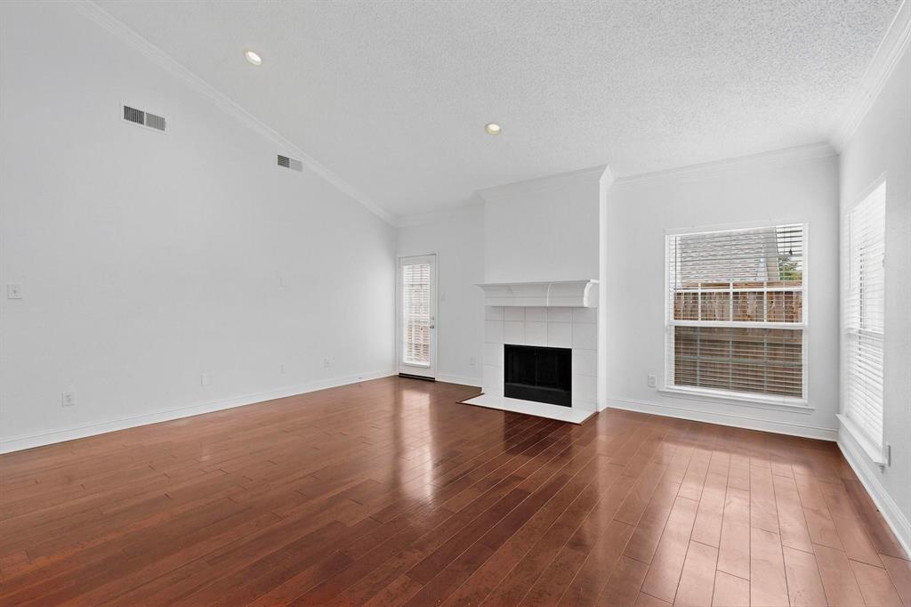 Hickory Street Village Ph IV - Residential Lease