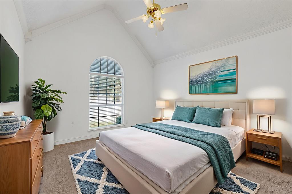 Hickory Street Village Ph IV - Residential Lease