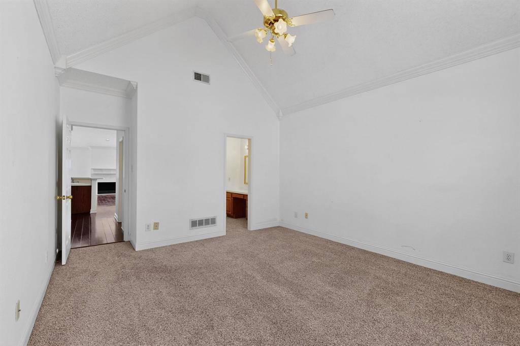 Hickory Street Village Ph IV - Residential Lease