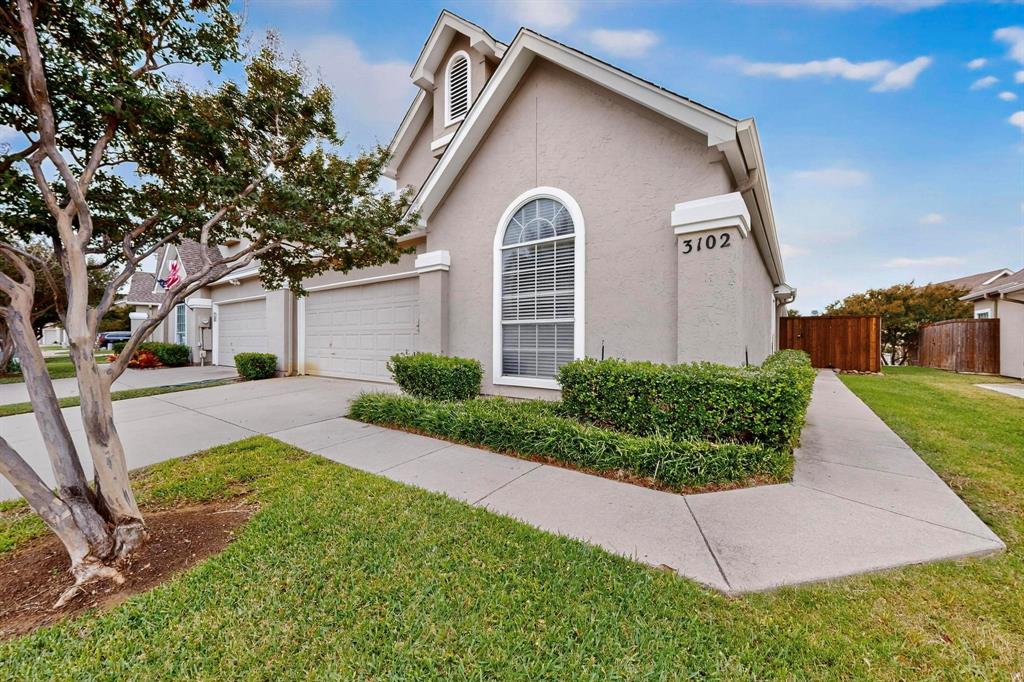 Hickory Street Village Ph IV - Residential Lease