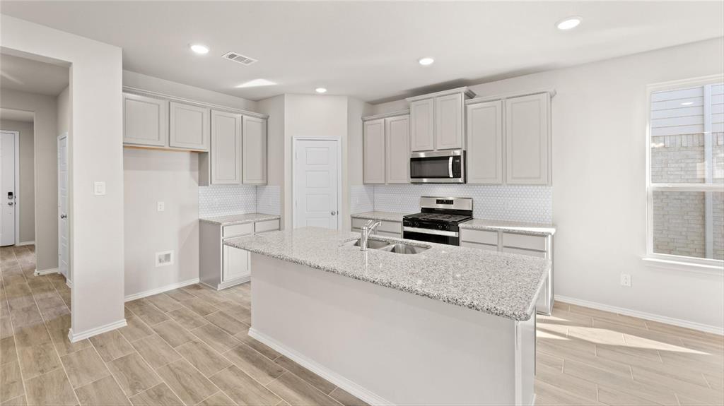 3250 Summerland Drive