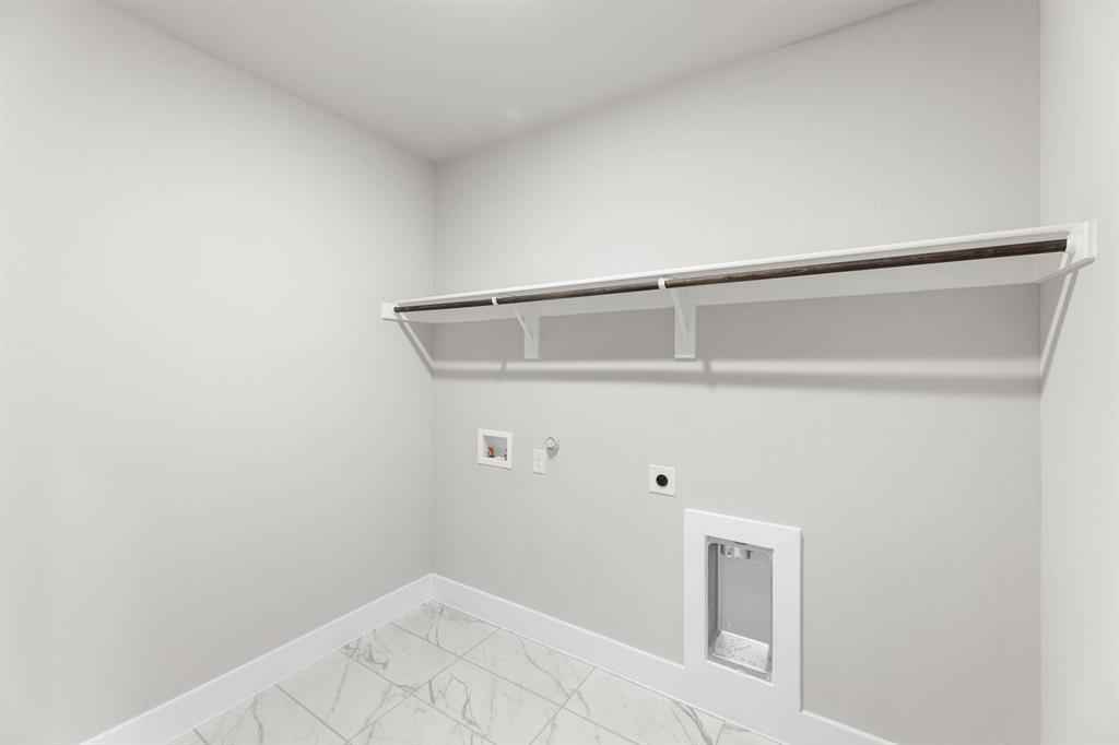 Mira Lagos Crossing - Residential