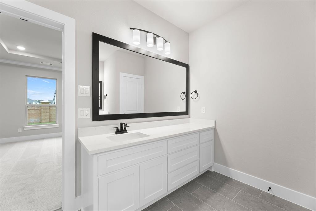 Mira Lagos Crossing - Residential