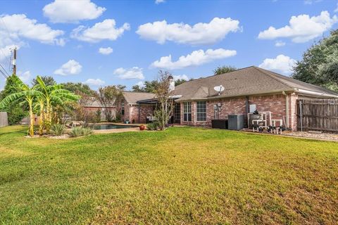 Tiny photo for 1229 S Haven, Hewitt, TX 76643 (MLS # 21098886)