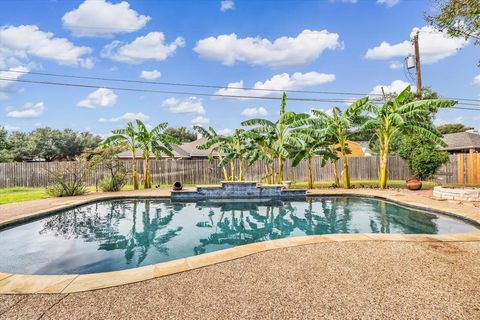 Tiny photo for 1229 S Haven, Hewitt, TX 76643 (MLS # 21098886)