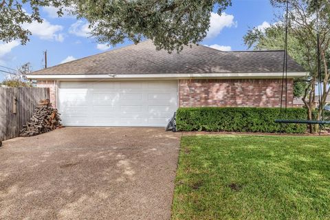 Tiny photo for 1229 S Haven, Hewitt, TX 76643 (MLS # 21098886)
