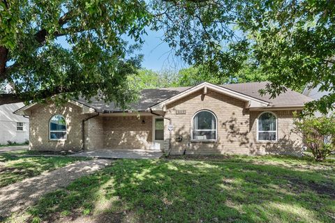2701 Magnolia Drive Irving TX 75062