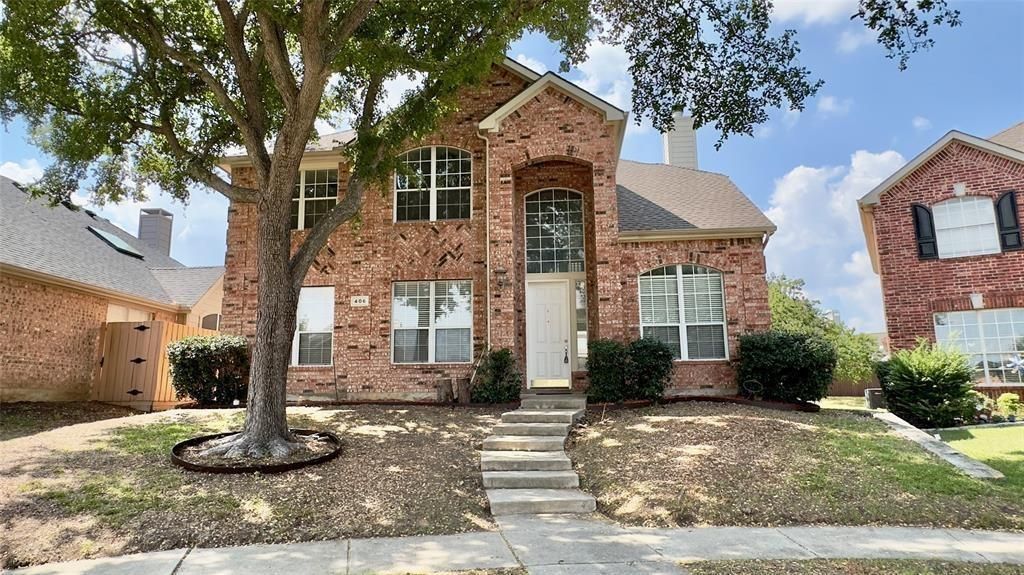 Photo of 406 Stonebridge Circle, Allen, TX 75013 (MLS # 21215177)