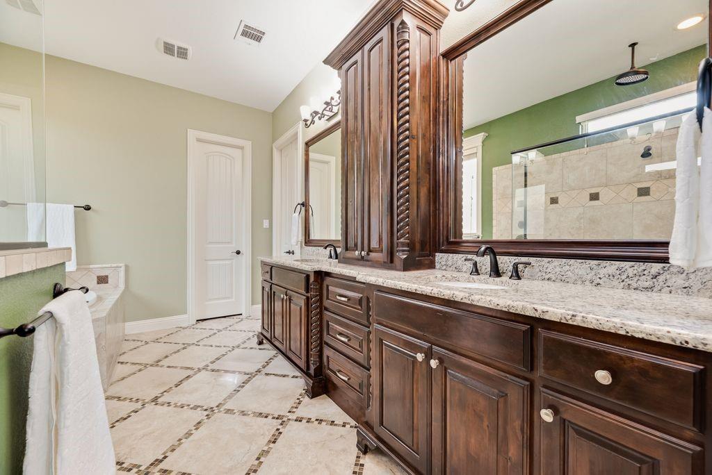 Resort On Eagle Mountain Lake - Residential