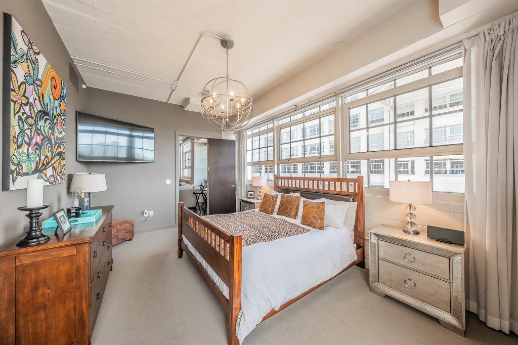 One Montgomery Plaza Residence Condo - Residential