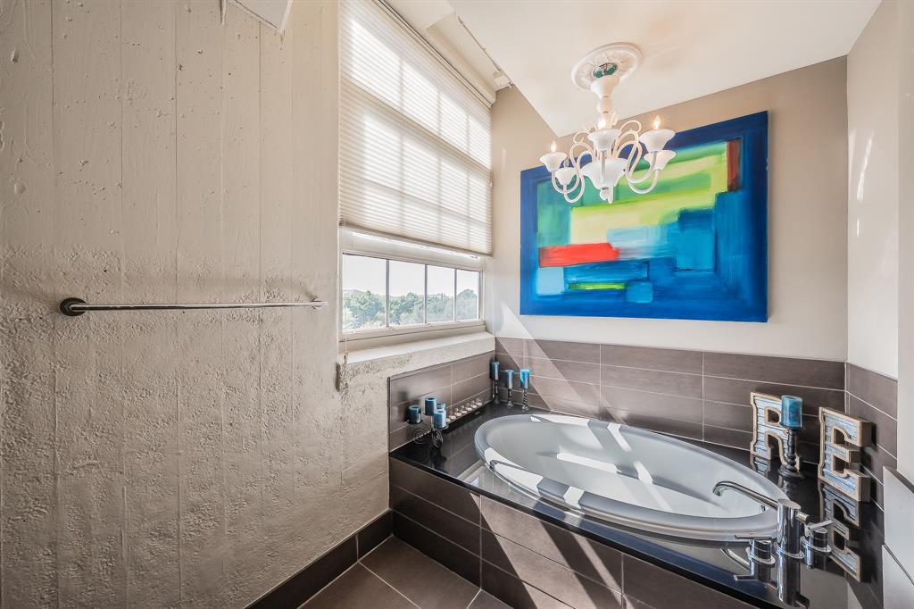 One Montgomery Plaza Residence Condo - Residential