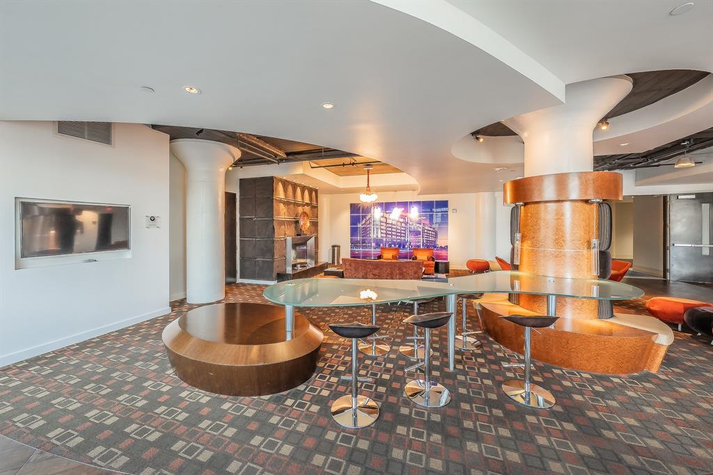 One Montgomery Plaza Residence Condo - Residential