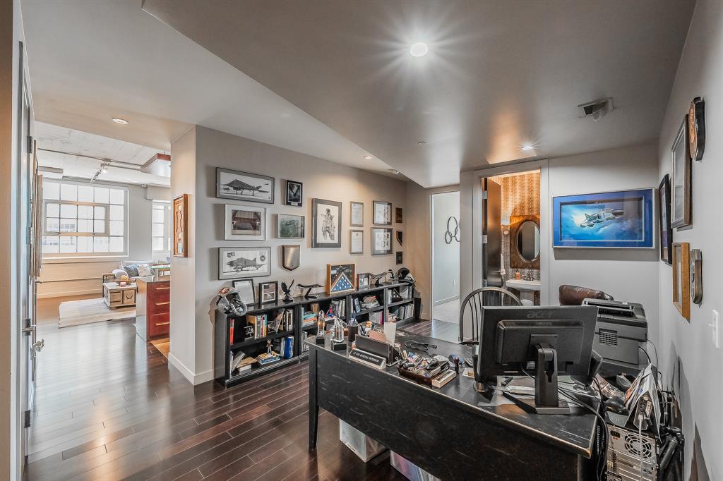 One Montgomery Plaza Residence Condo - Residential