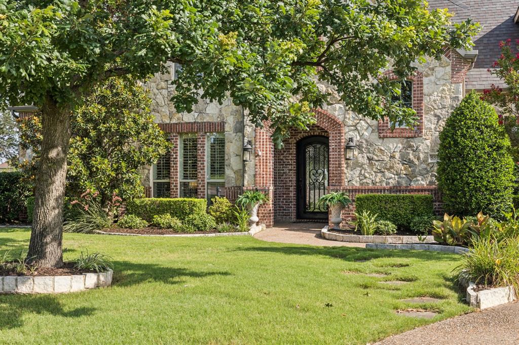 5525 Lake Geneva Court