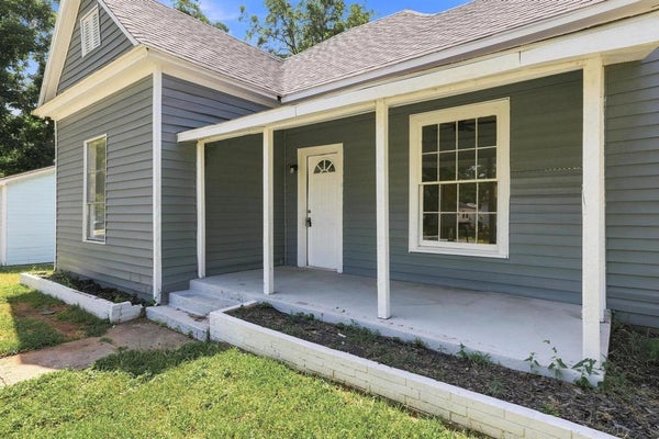604 E MORTON ST, DENISON, TX 75021 - Image e94af5d11368778304a500ff252fdbc9/2517246854