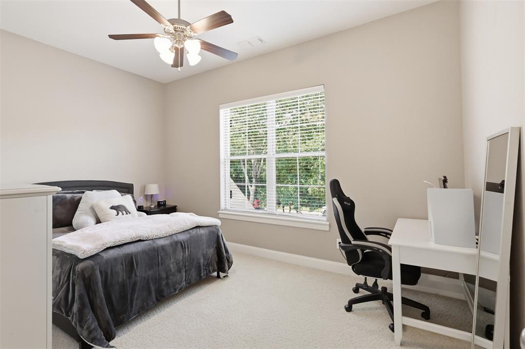 Central Park Keller - Residential