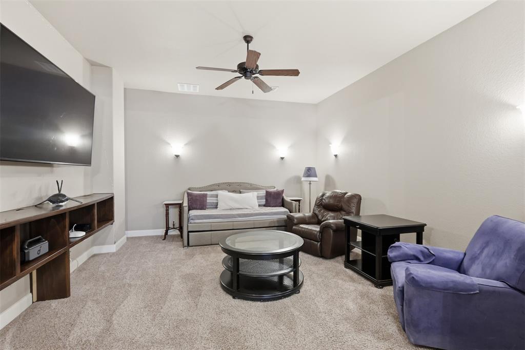 Central Park Keller - Residential