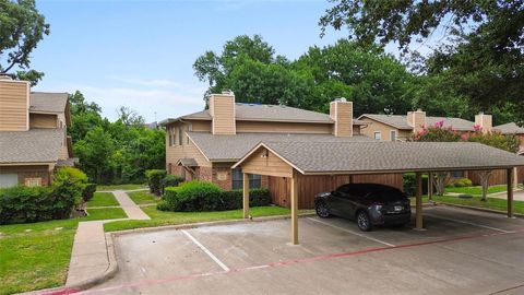 A home in Benbrook