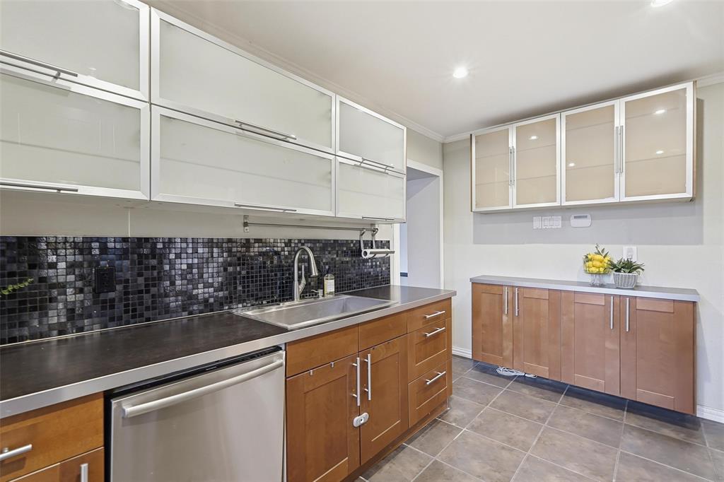 Oak Lawn Heights - Residential