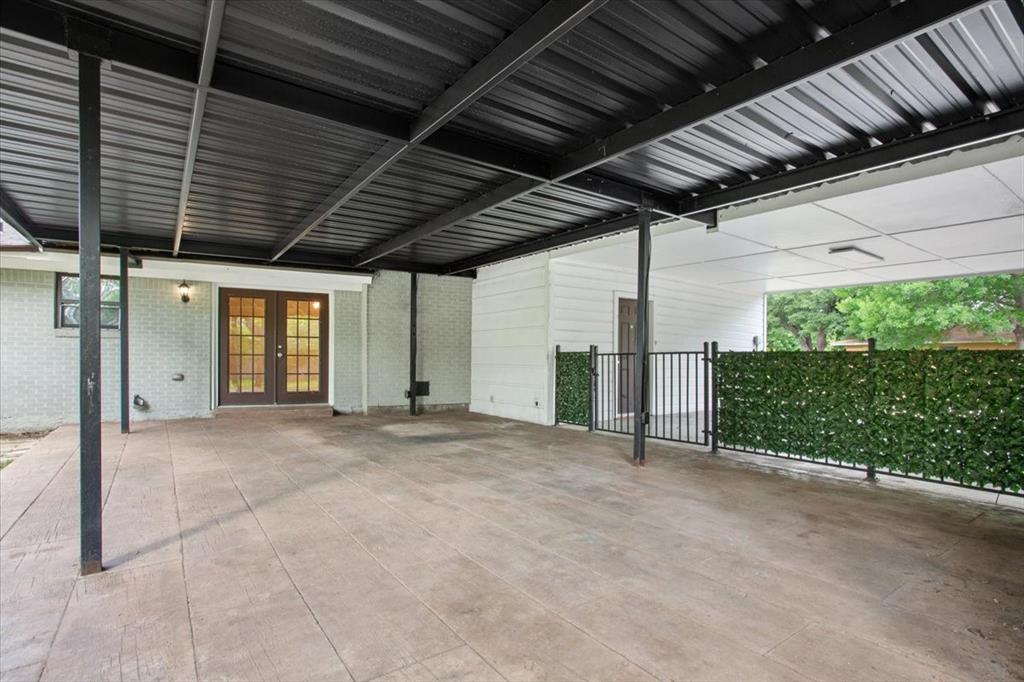 Lake Air Village - Residential