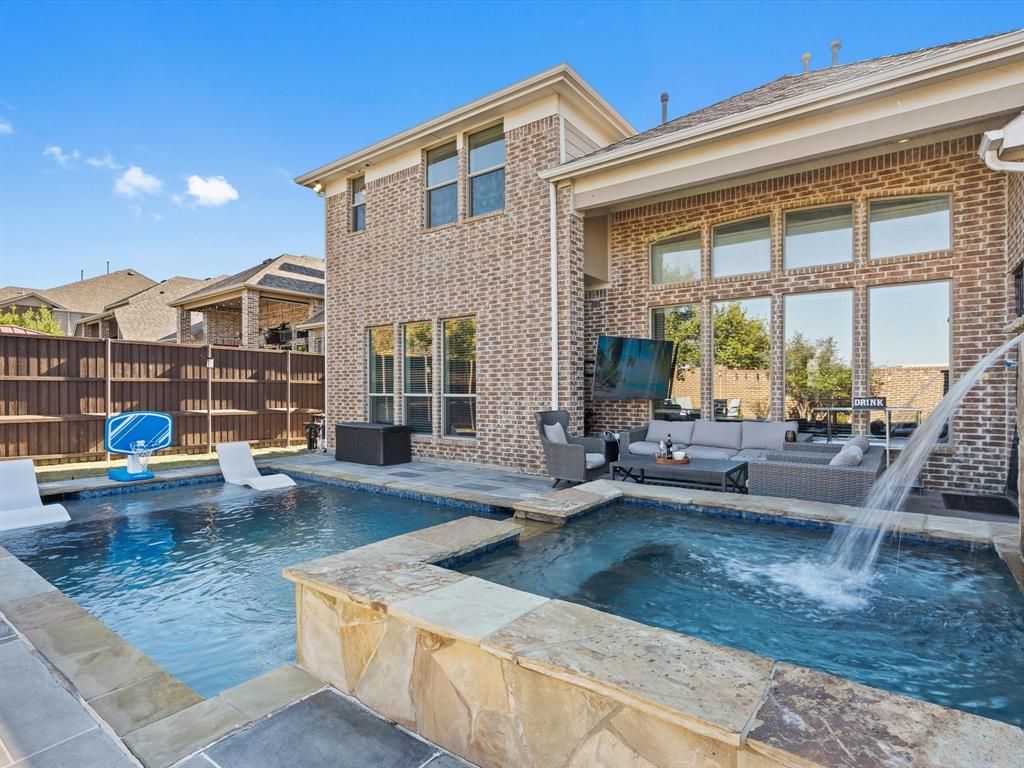 Photo of 1506 Hennessey Drive, Allen, TX 75013 (MLS # 21251773)