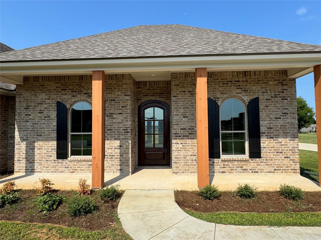 319 Newport Lane
