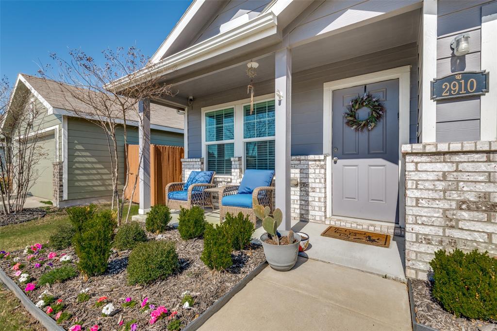 2910 Acacia Drive