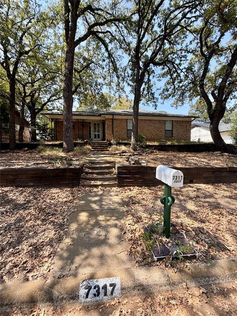 Photo of 7317 Timberidge Drive, North Richland Hills, TX 76182 (MLS # 21398094)