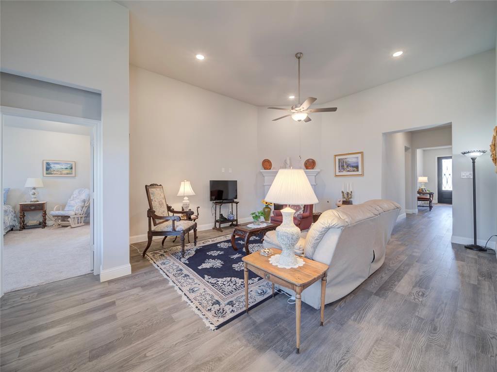 1112 Diamond Dove Drive