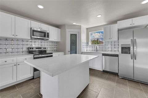 513 Creekbend Street Crowley TX 76036