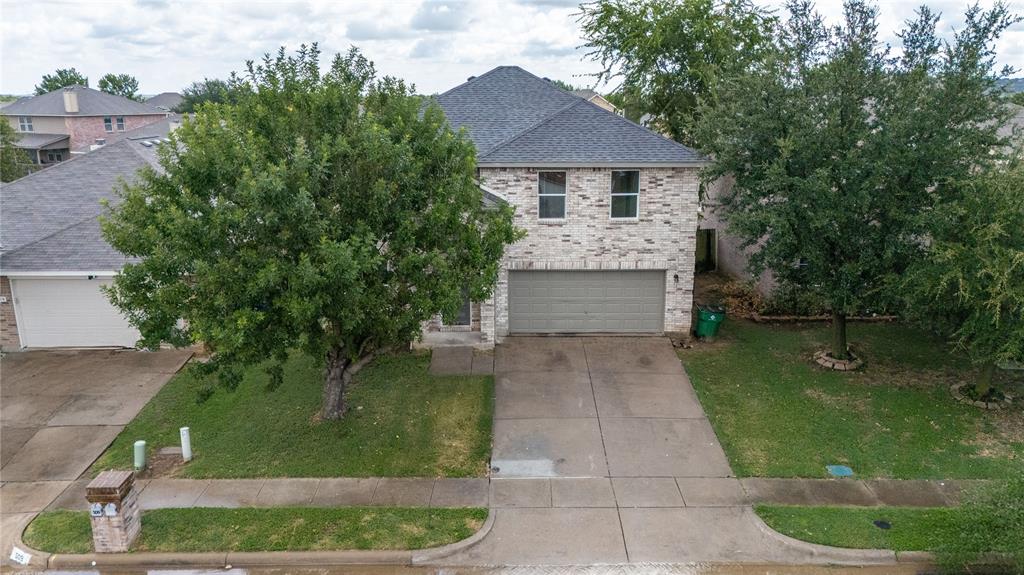 513 Creekbend Street