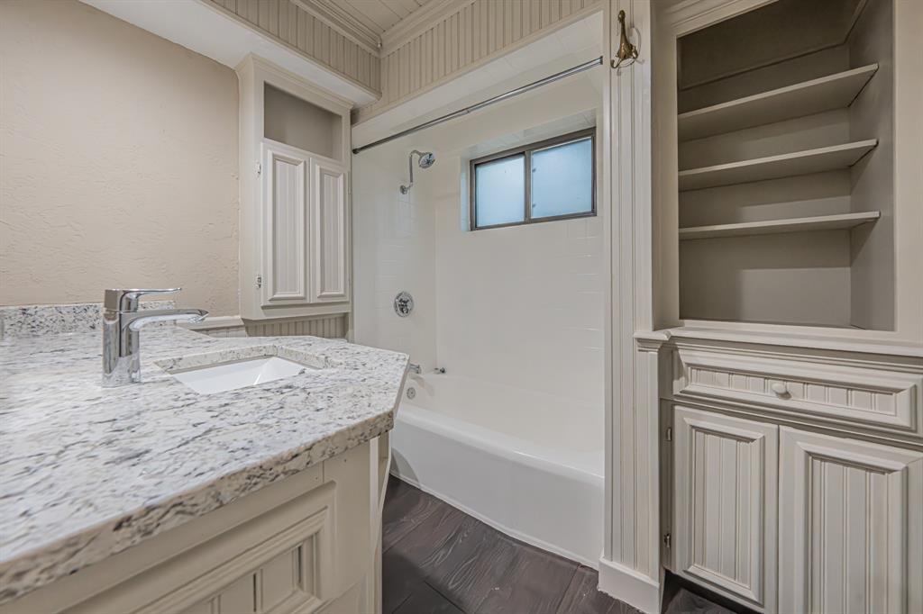 Lake Park Estates - Residential Lease