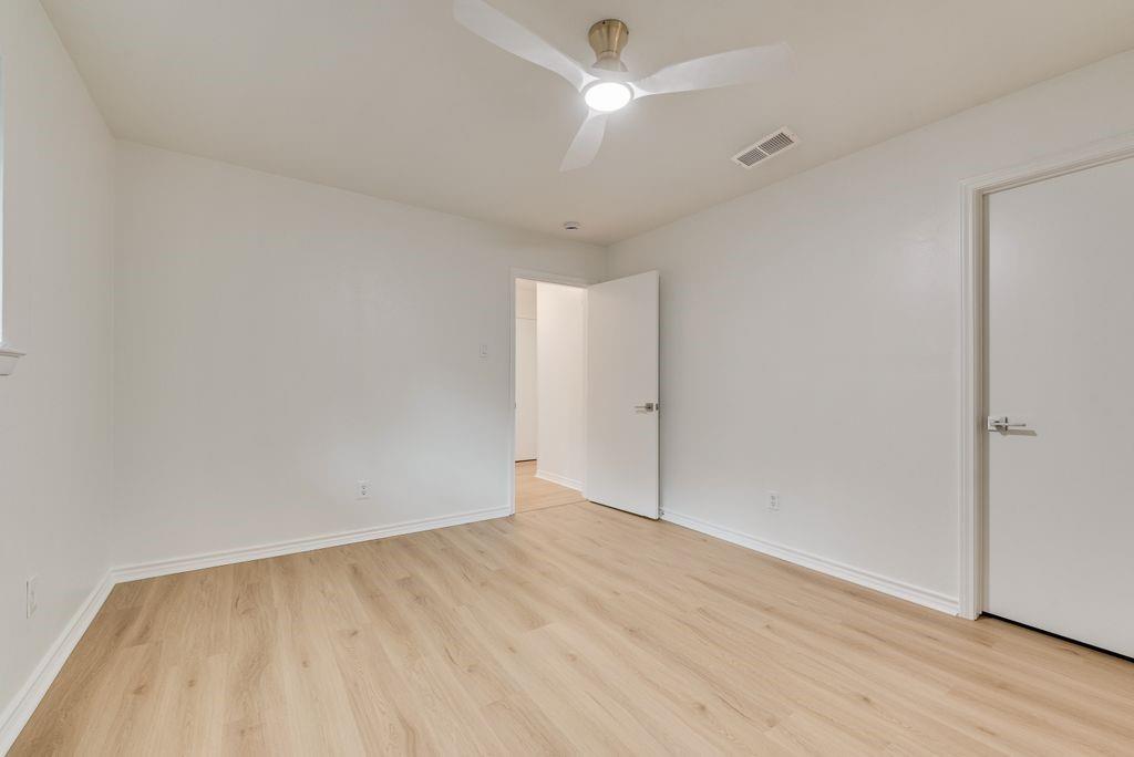 Hillcrest Homes 02 - Residential